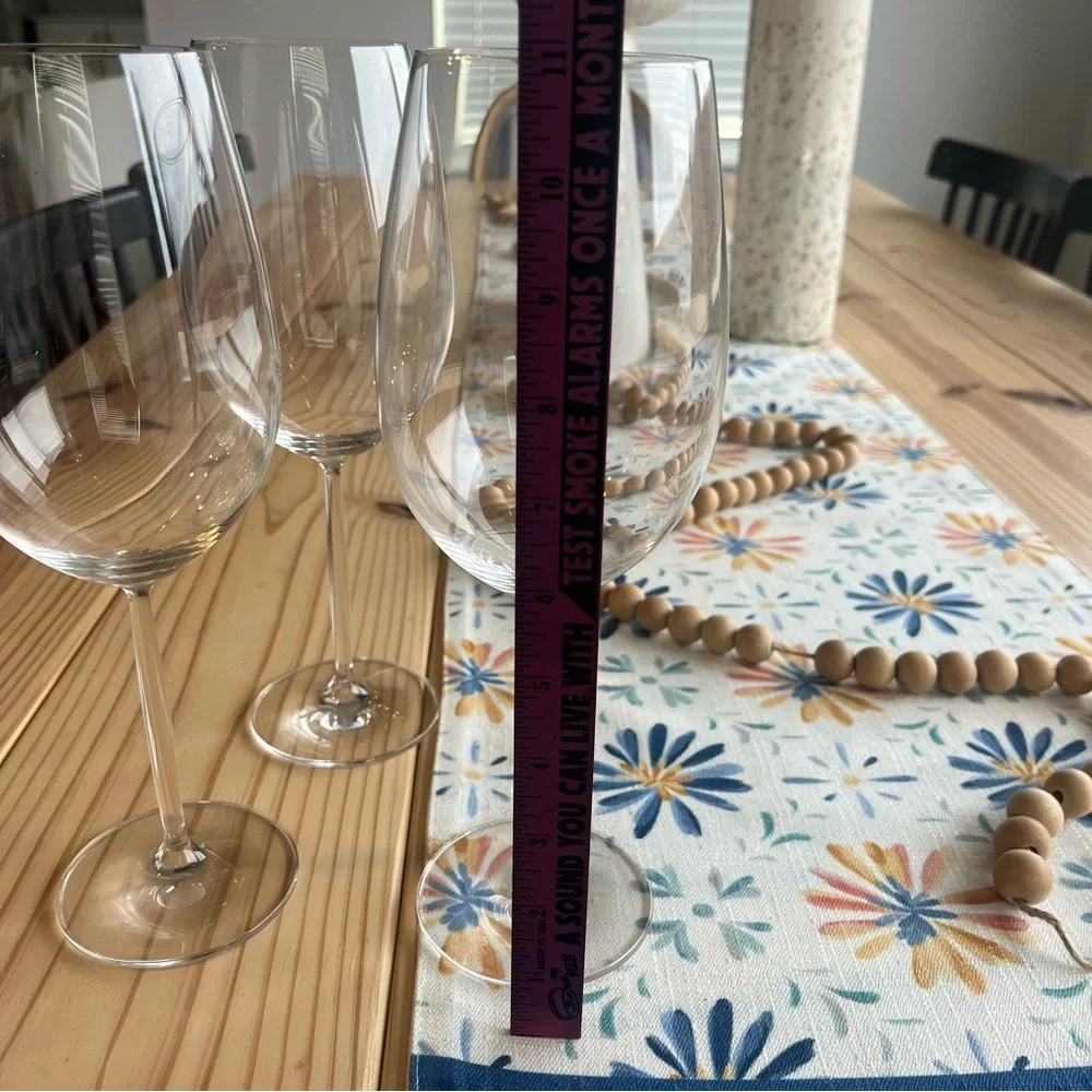 Schott Zwiesel Bordeaux glasses Muse 10.8268” tall